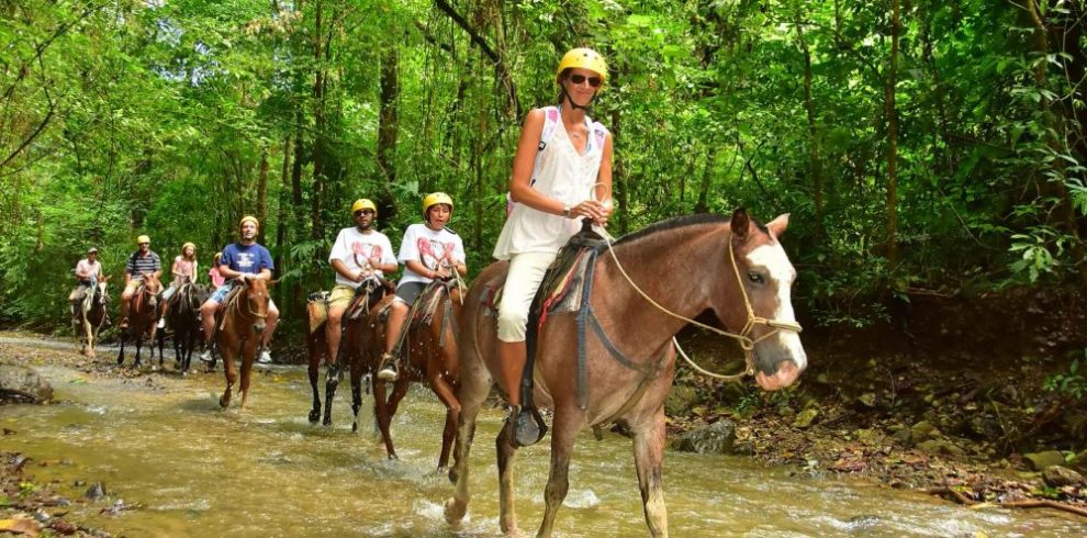 Horseback Riding and Waterfall tour